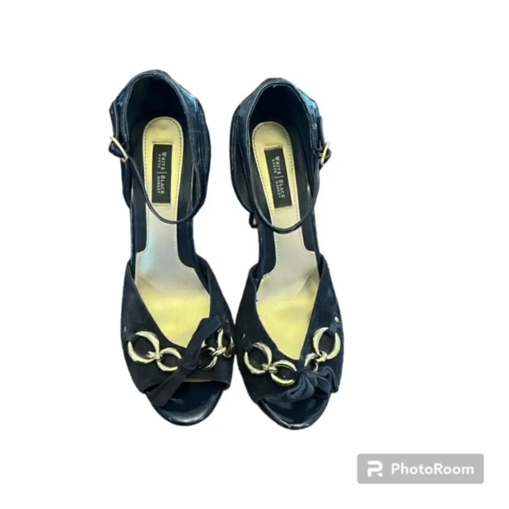 White House Black Market Women's Heels‎ Navy Size 8.5